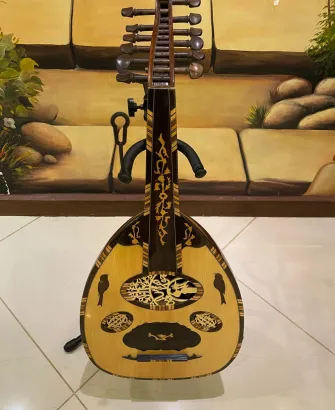 Handcrafted Salmeen Oud – Birds of Harmony Design