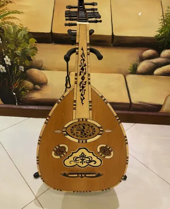 Handcrafted Salmeen Oud – Golden Harmony