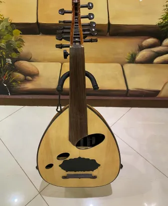 Handcrafted Salmeen Oud