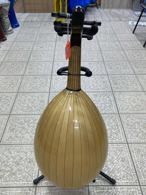 Handcrafted Salmeen Oud 