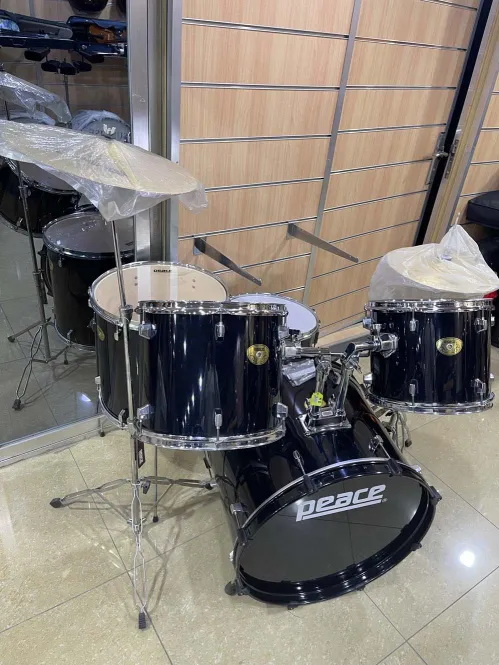 Peace 5-Piece Drum Set – Complete Kit with Cymbals and Hardware