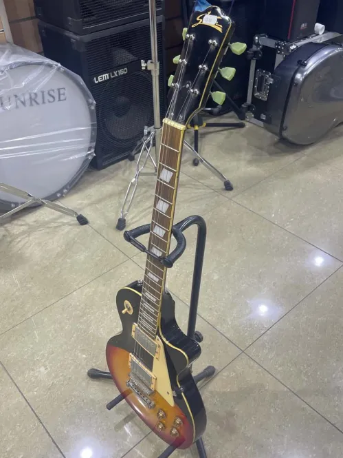 Starsun Electric Guitar – Sunburst Finish, Classic LP Style