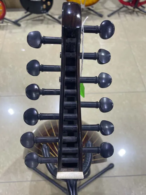 Handcrafted Salmeen Oud