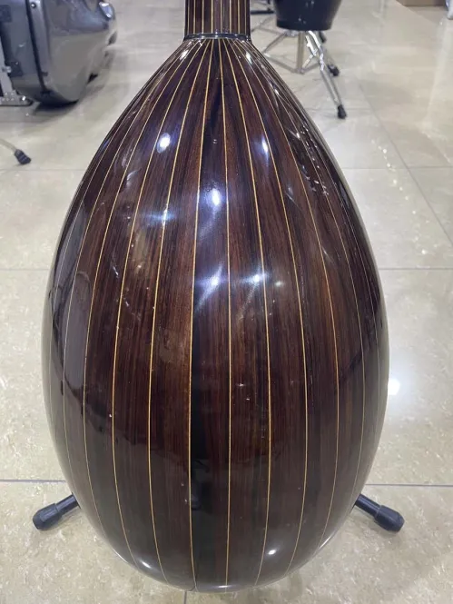 Handcrafted Salmeen Oud