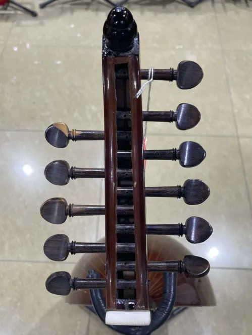 Egyptian Oud – Vintage Sunburst Finish