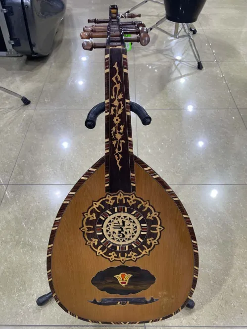 Salmeen Oud – Royal Rosette Edition