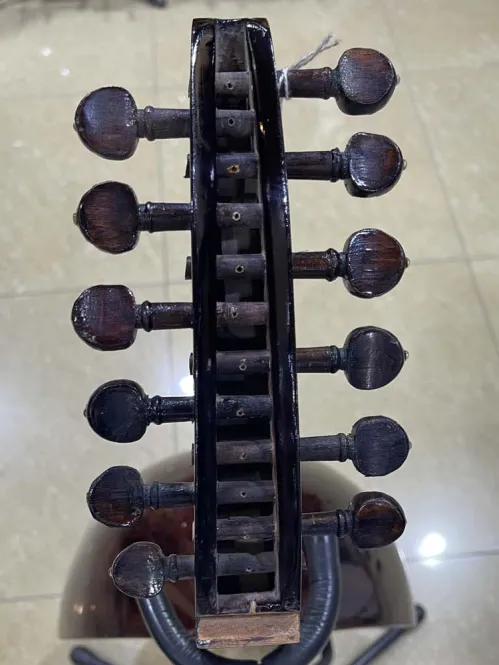 Egyptian Oud – Natural Wood Finish