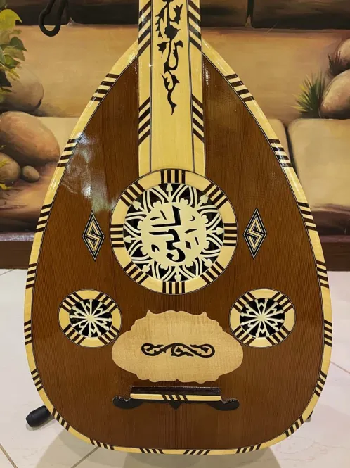 Handcrafted Salmeen Oud – Classic Harmony Edition