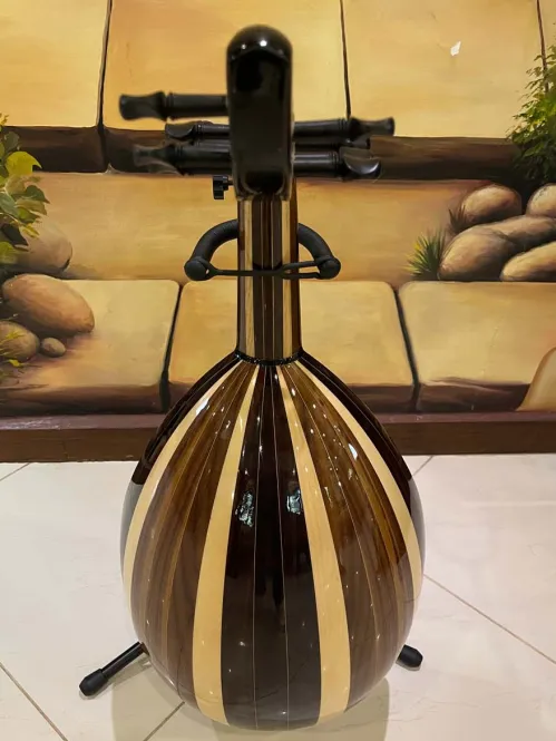 Handcrafted Salmeen Oud – Darkwood Harmony