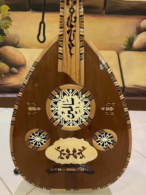 Handcrafted Salmeen Oud – Desert Rose Edition