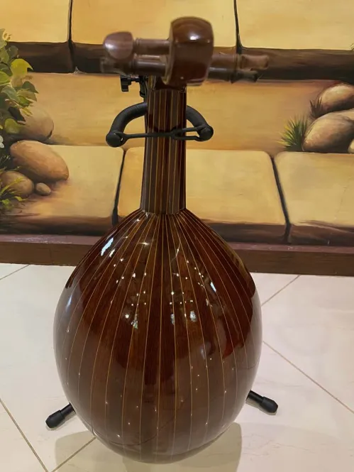 Handcrafted Salmeen Oud – Royal Harmony Edition