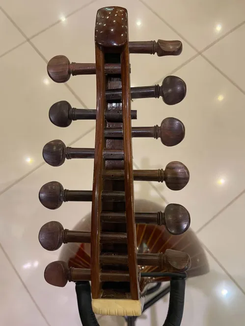 Handcrafted Salmeen Oud – Royal Harmony Edition