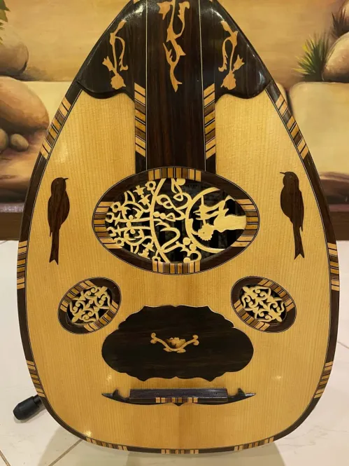 Handcrafted Salmeen Oud – Birds of Harmony Design