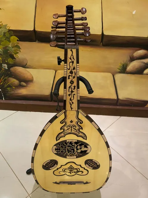 Handcrafted Salmeen Oud