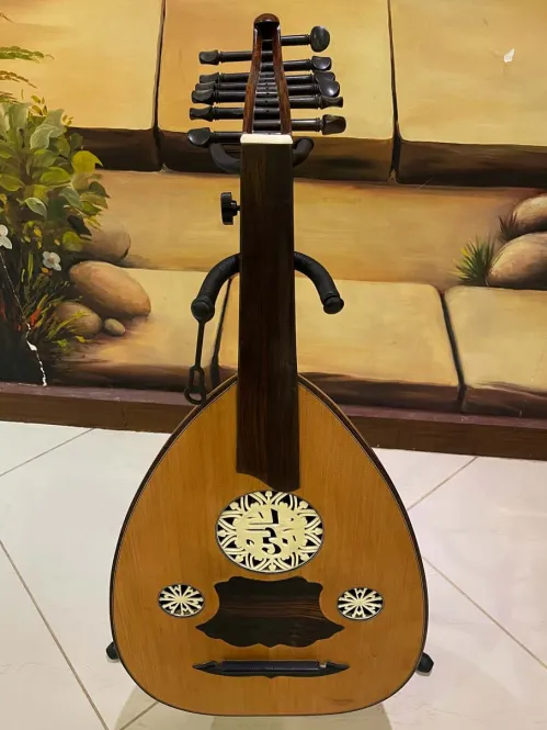 Handcrafted Salmeen Oud