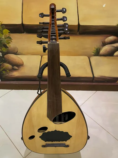 Handcrafted Salmeen Oud