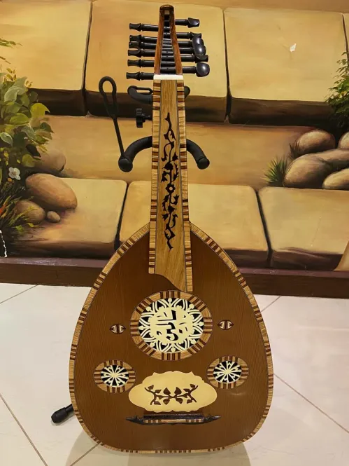 Handcrafted Salmeen Oud