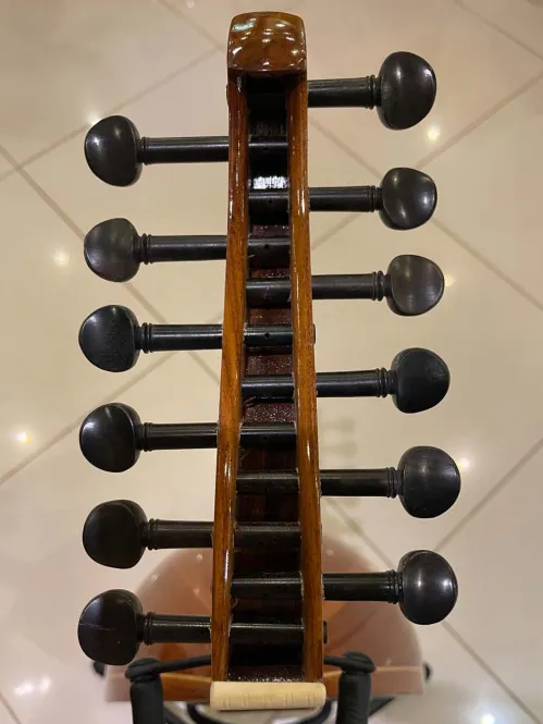 Handcrafted Salmeen Oud