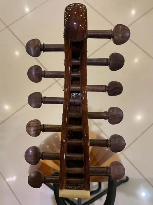 Handcrafted Salmeen Oud – Classic Harmony